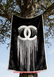 Edgy Black & White Dripping Chanel Double C Logo Flannel Sofa Throw Blanket for Modern Streetwear IMG_6983
